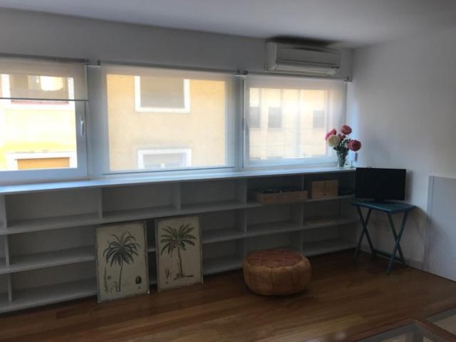 Impresionante Apartamento En Malasana マドリード エクステリア 写真